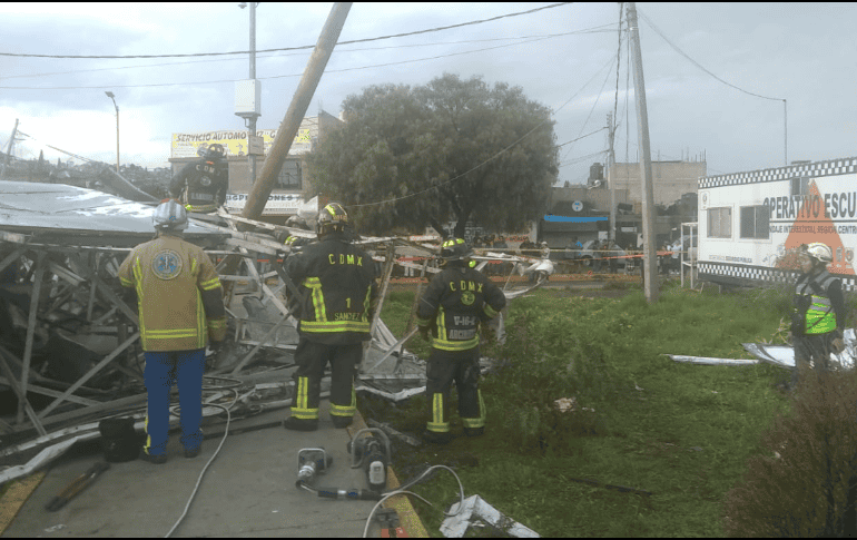 El accidente ocurrió en la calle de José Alfredo Jiménez y Av. De las Torres, de la colonia Emiliano Zapata. TWITTER / @SGIRPC_CDMX