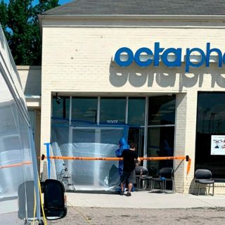 Joven de 20 años apuñala a tres personas en Virginia