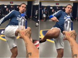 El sueco se une al reto viral #BottleCapChallenge junto con otras celebridades. ESPECIAL