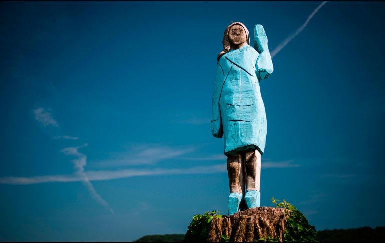 La estatua fue inaugurada el viernes y es obra del artista conceptual estadounidense de 39 años Brad Downey. AFP/J. Makovec