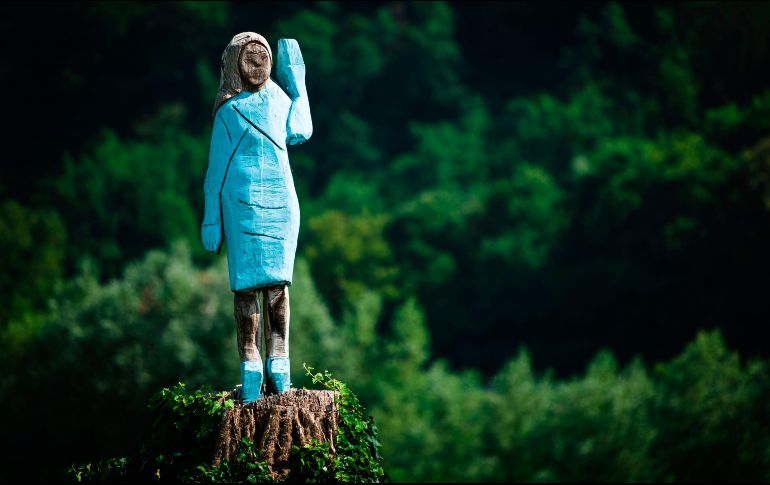 La estatua fue inaugurada el viernes y es obra del artista conceptual estadounidense de 39 años Brad Downey. AFP/J. Makovec