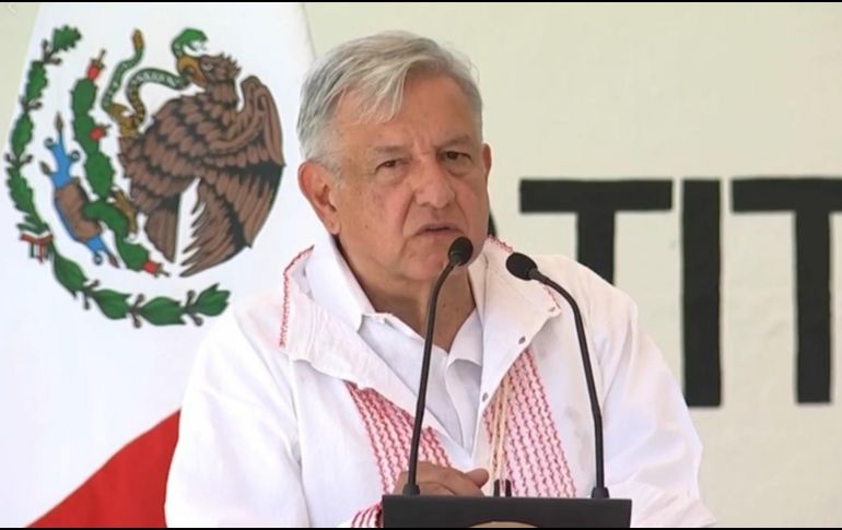 El EZLN ha manifestado su oposición al gobierno del tabasqueño por no representar un cambio sino la continuidad. FACEBOOK / Andrés Manuel López Obrador