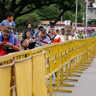 Colombia, al límite: deporta a venezolanos sin permiso