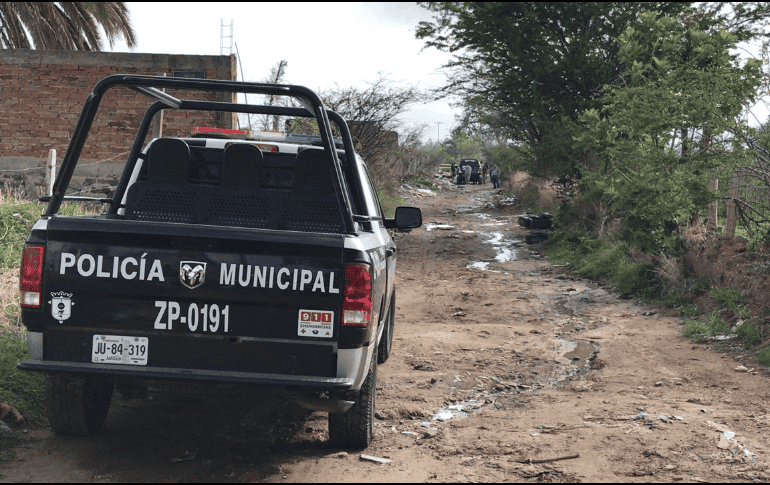 Los cadáveres fueron encontrados en una brecha en el cruce de la calle San Ángel y Camino a la Mesa, en la colonia Vistas del Centinela. ESPECIAL