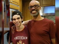 Este fin de semana se informó que Cameron Boyce (Izquierda), de apenas 20 años, murió a consecuencia de una enfermedad que se estaba tratando y la cual le habría provocado un ataque. INSTAGRAM / @thevictorboyce
