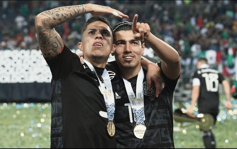 Erick Gutiérrez (der.) señala que el cambio generacional en la Selección mexicana está rindiendo frutos y que se conformará un grupo más sólido. IMAGO7