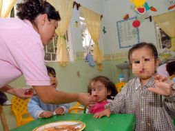López Obrador asegura que lo que están haciendo con las estancias infantiles es para que no suceda lo mismo que en la guardería ABC. NTX / ARCHIVO