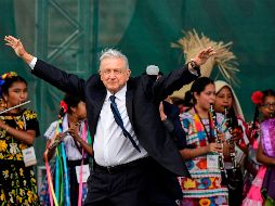 También revocó el desechamiento de otra queja del PAN en la que denunció al Mandatario por uso indebido de recursos públicos y adquisición de tiempos en radio y televisión. AFP / ARCHIVO