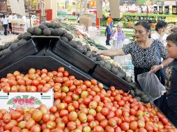 Desde el 8 de mayo, los exportadores mexicanos de jitomate deben pagar un arancel de 17.5% al venderlo al mercado estadounidense. EL INFORMADOR/ARCHIVO