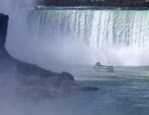 El hombre cayó más de 50 metros en la cascada más grande de las cataratas del Niágara y se salvó. GETTY IMAGES