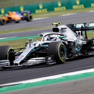 Bottas domina el segundo ensayo en Silverstone