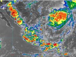 Las ondas tropicales 15 y 16, así como canales de baja presión extendidos en diferentes regiones del país, ocasionarán las condiciones descritas. ESPECIAL/CONAGUA