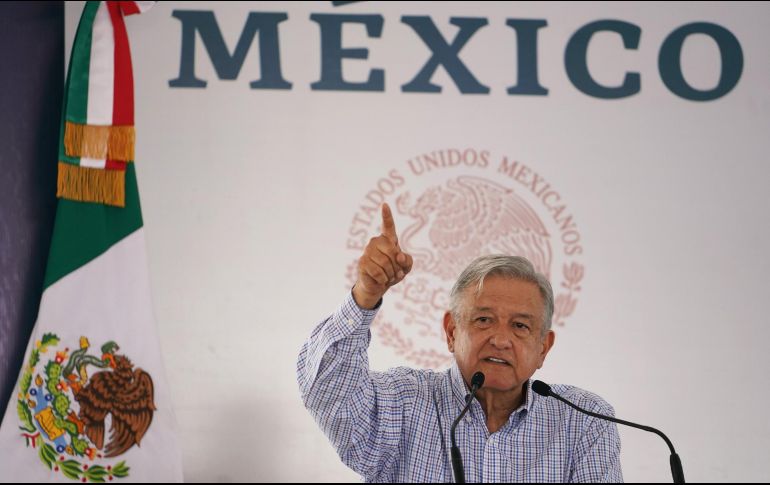 López Obrador afirmó que estrategias como las pensiones para personas adultas mayores, las becas, entre otras, ayudarán mucho a serenar la entidad y al país. NTX / Especial