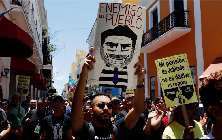 Manifestantes volvían a pedir hoy en San Juan la dimisión de Rosselló. La marcha se dirigió hasta La Fortaleza, sede del Ejecutivo. EE/T. Llorca