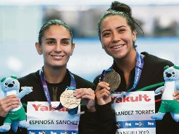 Espinosa y Hernández le dieron a México su tercera medalla de la presente edición del Mundial de Natación; para Paola es su cuarta presea. AP / M. Schiefelbein