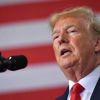 Trump niega que sus tuits sobre congresistas demócratas fueran "racistas"