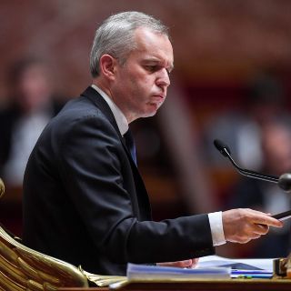 El ministro francés de Ecología dimite envuelto en la polémica