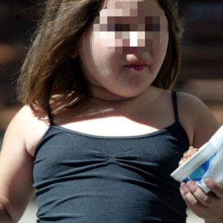 Avanza sobrepeso en menores en medio de atracción por comida basura