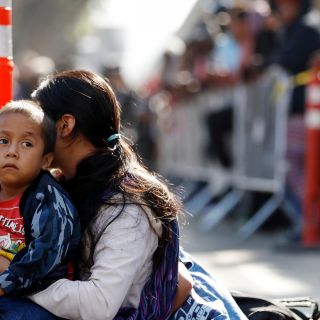 Entra en vigor nueva política de asilo de Trump