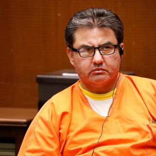 Niegan fianza a Naasón Joaquín; seguirá juicio en cárcel