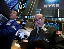 Algunas acciones de grandes empresas tecnológicas revirtieron la tendencia a la baja y terminaron con sólidos avances. AP/R. Drew