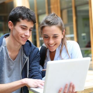 ¡Tu hijo aún está a tiempo de empezar la prepa!