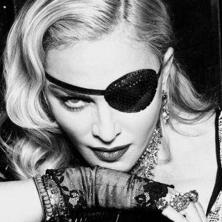 Subastan artículos personales de Madonna tras largo juicio