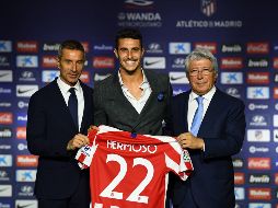 Hermoso llega para suplir la baja de Diego Godín en la eje de la defensa. AFP / G. Bouys