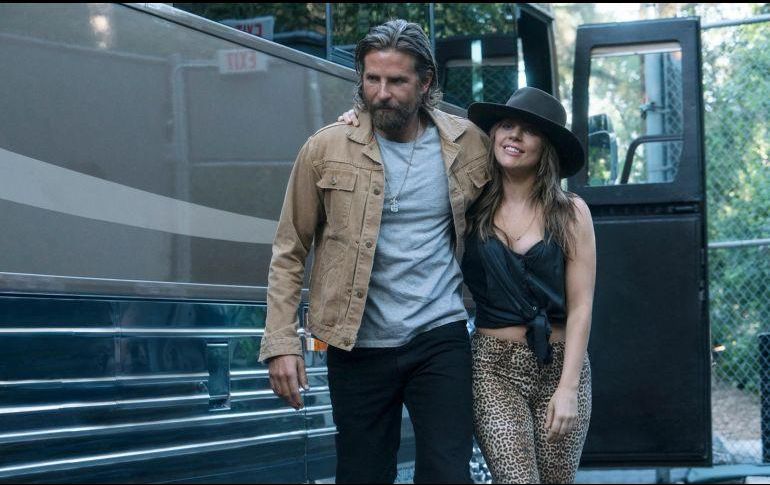 Los rumores de un supuesto romance entre Gaga y Bradley comenzaron en los sets de la filmación de “Nace una Estrella”, e incrementaron luego del rompimiento entre Irina Shayk y Cooper. ESPECIAL / A Star is Born