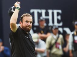 Shane Lowry tiene una ventaja de cuatro golpes de cara a la última ronda que se celebrará hoy. AP / J. Super