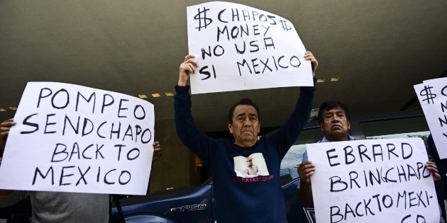 Abogados del "Chapo" protestan; piden su regreso a M&eacute;xico