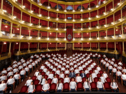 Las locaciones excéntricas se han vuelto la norma de las fotos oficiales del Rebaño. TWITTER/@Chivas