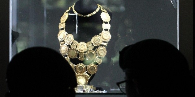Exhiben en Los Pinos joyas incautadas al crimen organizado