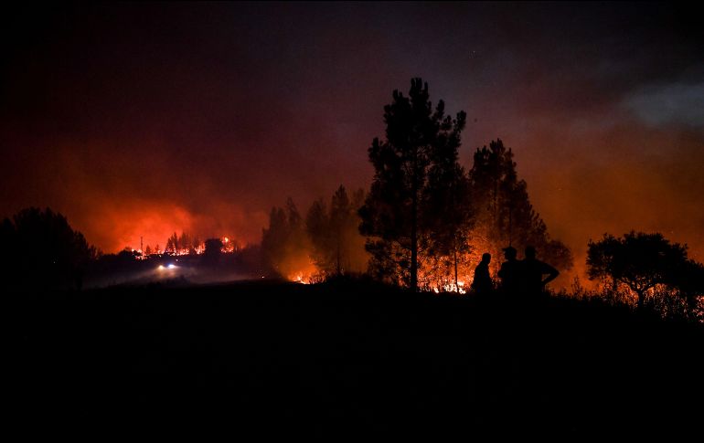 Es el tercer día de incendios forestales en el país lusitano. AFP