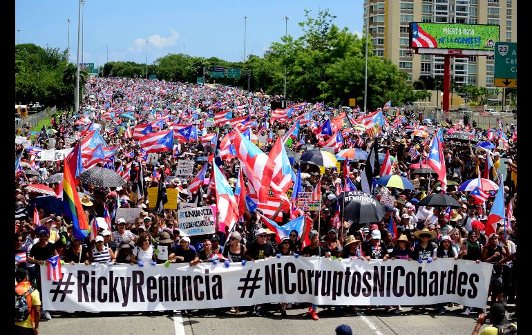 Los manifestantes ocuparon desde la mañana el expreso Las Américas, la principal avenida de San Juan. AP/C. Giusti