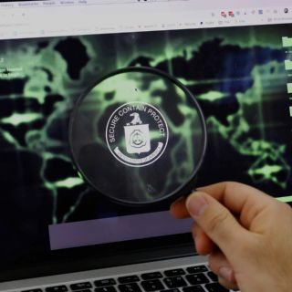 Piratean la cuenta de Twitter del ministro de Seguridad de El Salvador