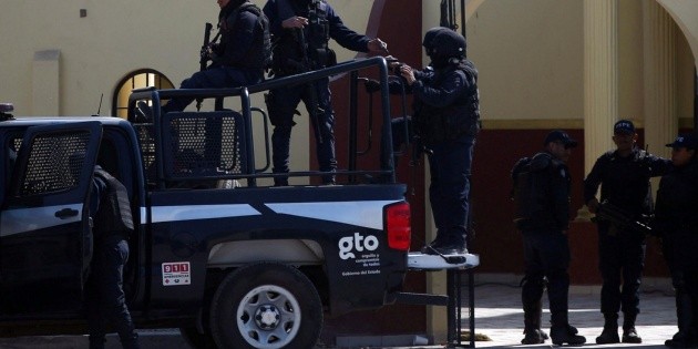 Asesinan a dos polic&iacute;as en San Miguel de Allende, Guanajuato