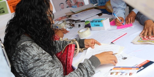 Detectan empresas que inscriben a su personal como becarios