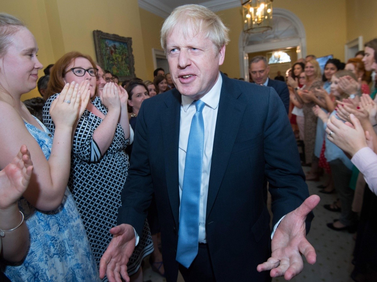  Boris Johnson elige gabinete euroescéptico para concretar el Brexit