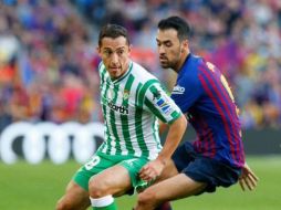 Rubi, el entrenador del Betis, trabaja en la extensión del contrato con Guardado, asegurando que 