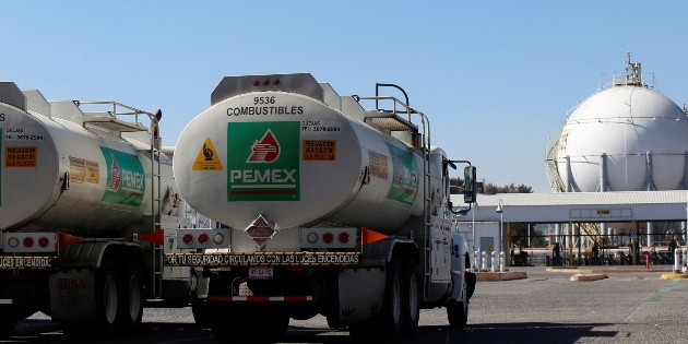 Pemex requerir&aacute; m&aacute;s apoyo del gobierno para aliviar deuda: Moody's