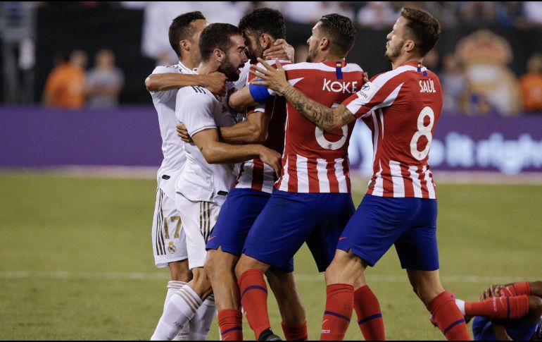 Sin conformismos, Atlético de Madrid se aprovechó de un consternado equipo 