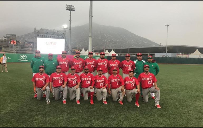 Adán Dueñas fue el pitcher ganador en este encuentro decisivo. TWITTER/@CONADE