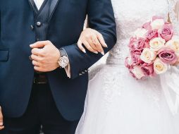 País de pobres, bodas de ricos