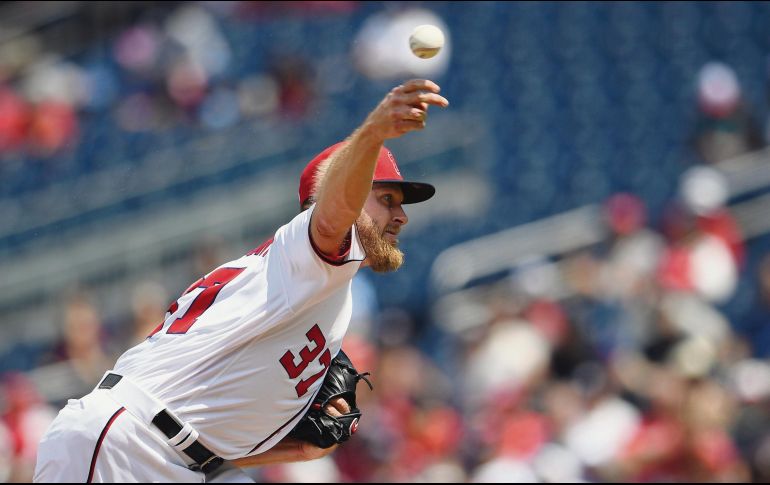 Stephen Strasburg suma siete aperturas seguidas triunfantes. AP