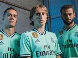 La nueva equipación ofrece una innovación de máximo rendimiento y cuenta con la tecnología ''climachill'' para absorber el sudor. ESPECIAL / realmadrid.com