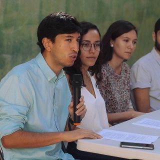 Ex “Wikis” impulsan iniciativa para subsidiar el transporte público