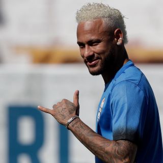 Policía no ve culpable a Neymar
