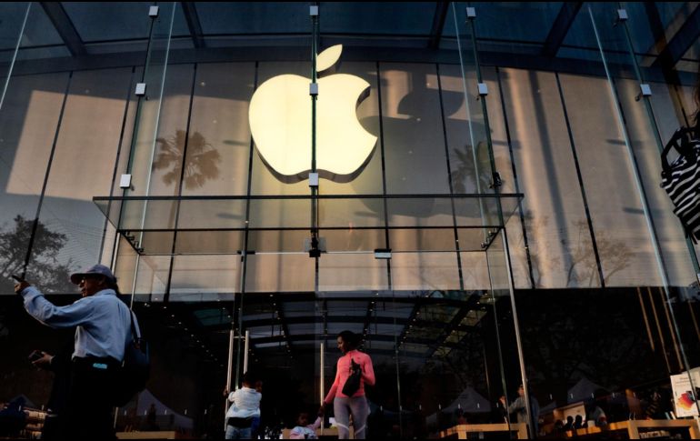 A pesar de la nueva estrategia todavía no se compensa del todo la bajada en ventas del iPhone. AP / R. Vogel