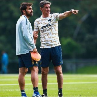 Pumas y Míchel hacen su debut copero